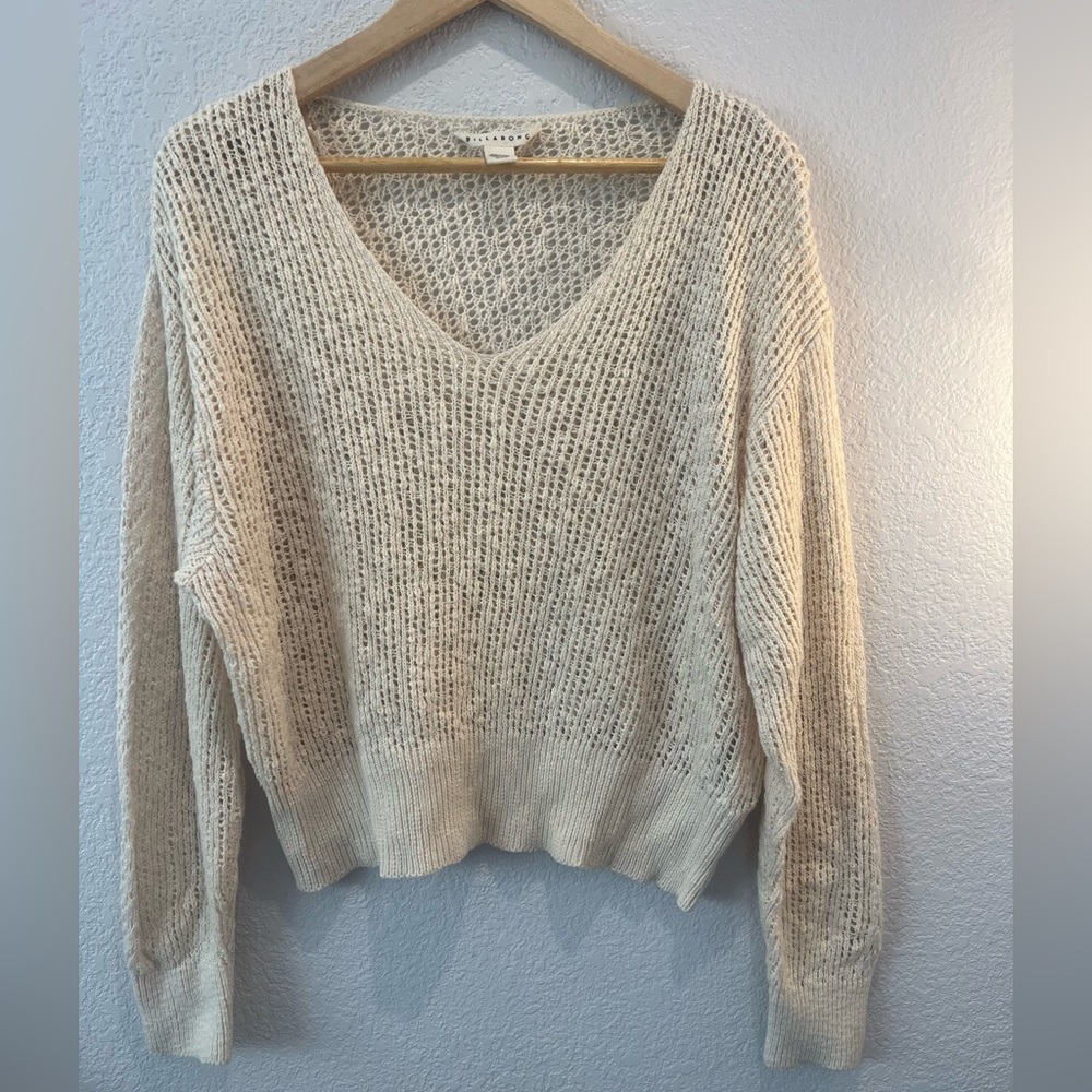 Billabong Feel The Breeze Cream Color Loose Knit Sweater, size Medium